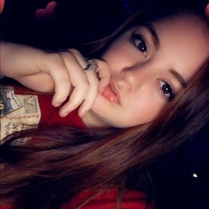 Meet your Posher, Hailey